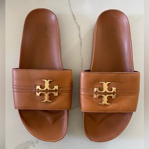 Tory Burch Everly Anatomic Cloud Ambra Leather Brass Gold Logo Slide Sandals